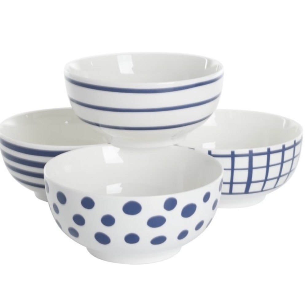 ❌Sold❌Gap Home 6” Blue & White Assorted Ceramic Bowls, Set of 4 - Picture 4 of 8
